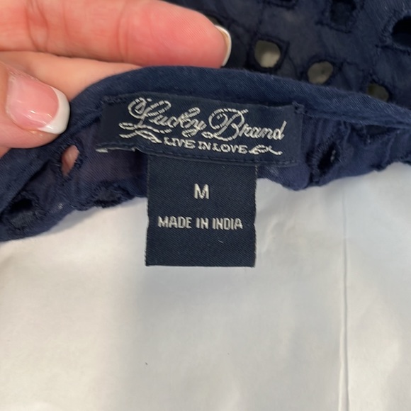 The best top ever - such fun with white shorts - Picture 6 of 6